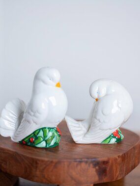 Vintage Avon Dove Salt and Pepper Shakers | White Ceramic Bird Shaker Set